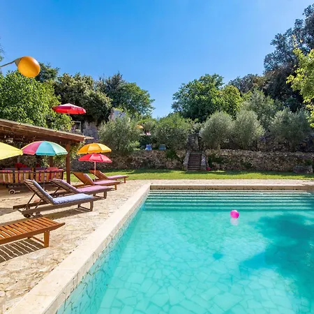 Cave Romana Hébergement de vacances *