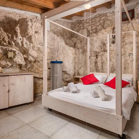 Casa vacanze House Cave Romana Pola