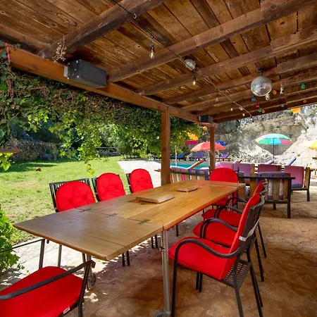House Cave Romana Vakantiehuis *