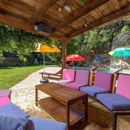 Vakantiehuis House Cave Romana *