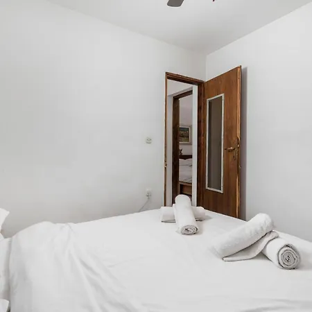 Feriehus Cave Romana