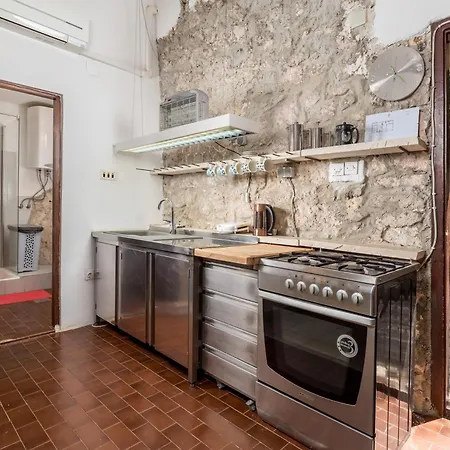 House Cave Romana Pula